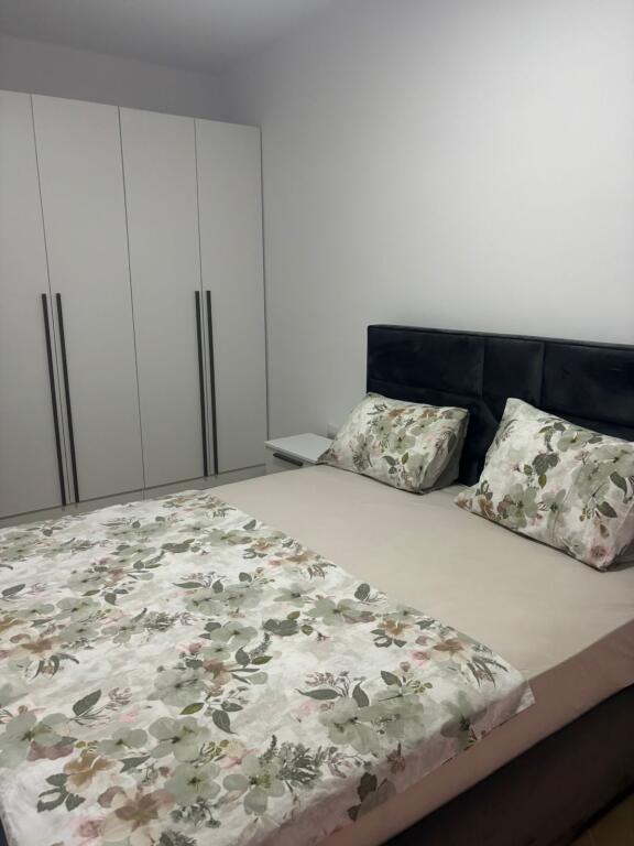 🏠 Apartament 1+1 – Për Qira | Lungo Mare, Vlorë