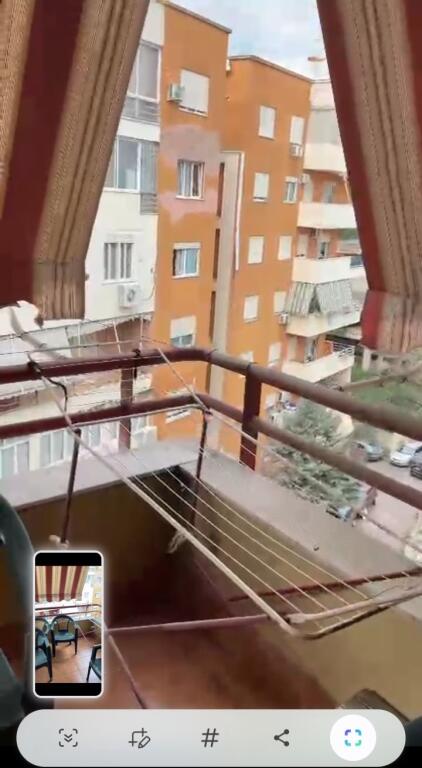 Jepet me qera 1+1 te  spar 2 fresk mobiluar 350 wu