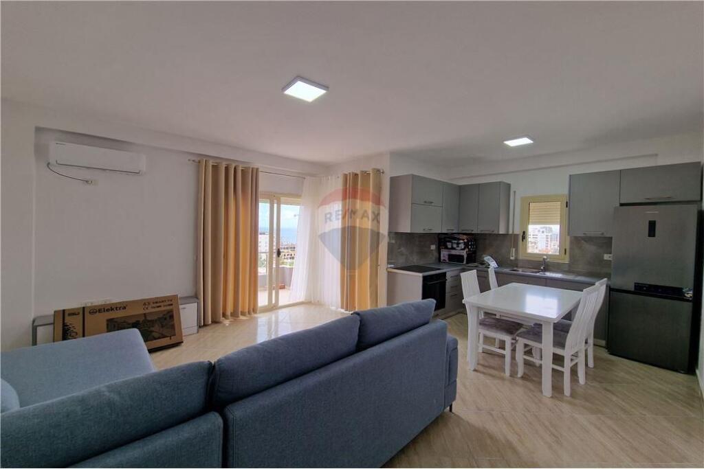 🏠 Apartament 1+1 – Për Qira 📍 7 Pallatet, pranë Lungo Mare / Regina City, Vlorë