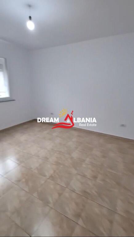 Appartamento 1+1 in vendita a 21 Dhjetori, vicino all'Hotel Mondial a Tirana (ID 4119458)