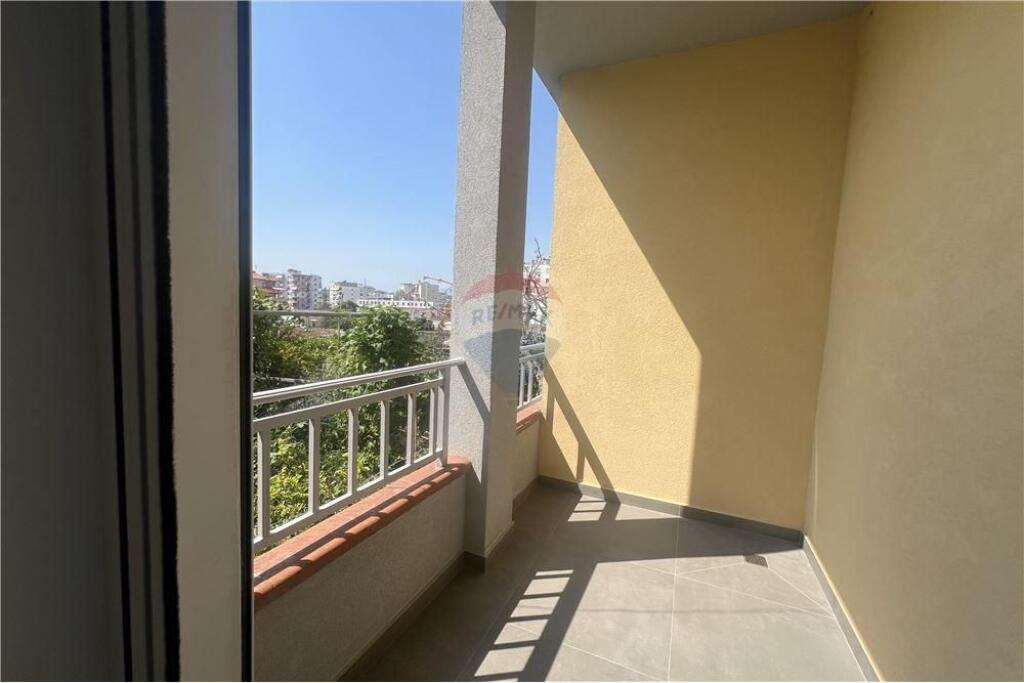 🏡 Garsoniere – Për Qira | Sulejman Delvina, Vlorë