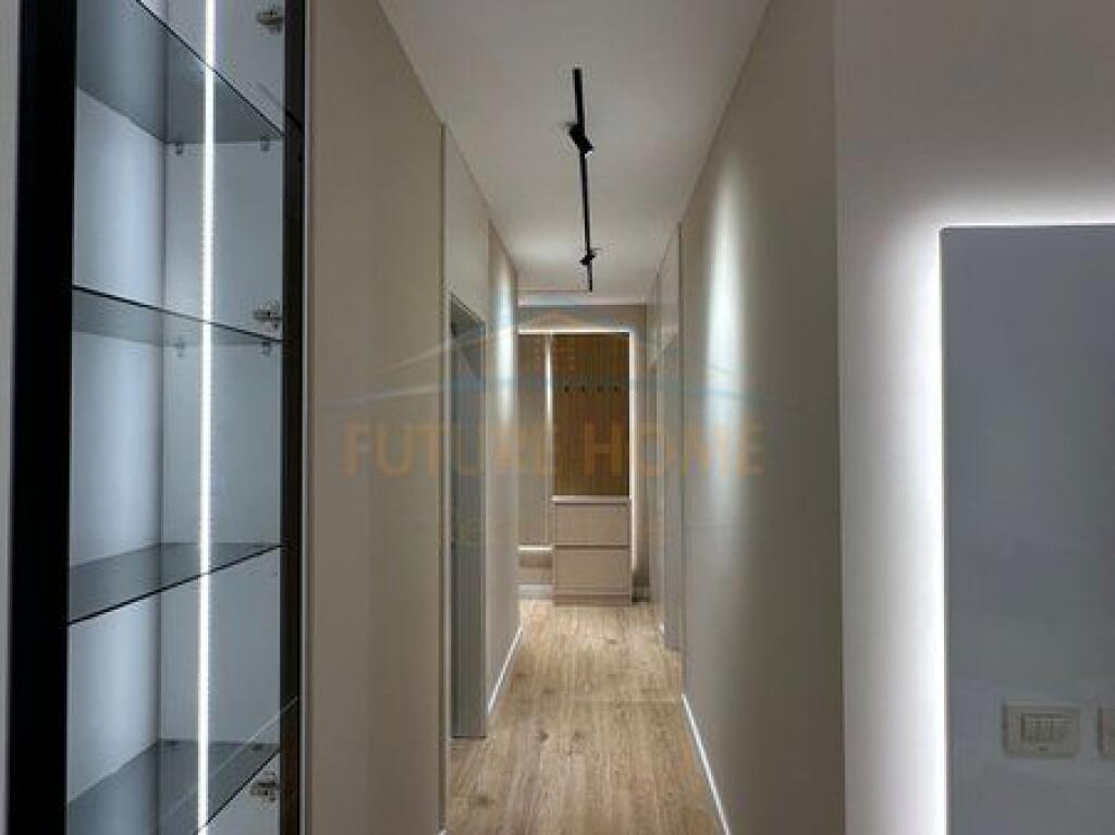 Shitet, Apartament 2+1, Golden Tower Residence, Rruga Mine Peza