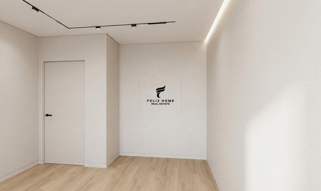 ZYRE ME QERA 83 M2 LIQENI I THATE 150.000 LEKE