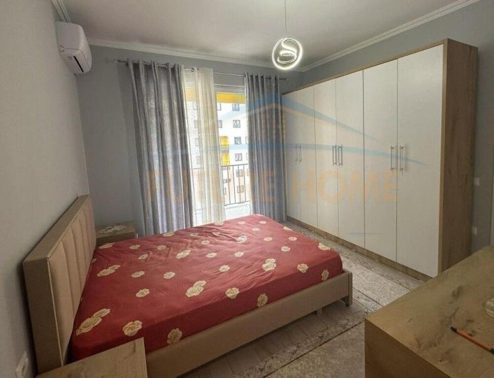 Qera, Apartament 2+1+2+Post Parkimi , Yzberisht