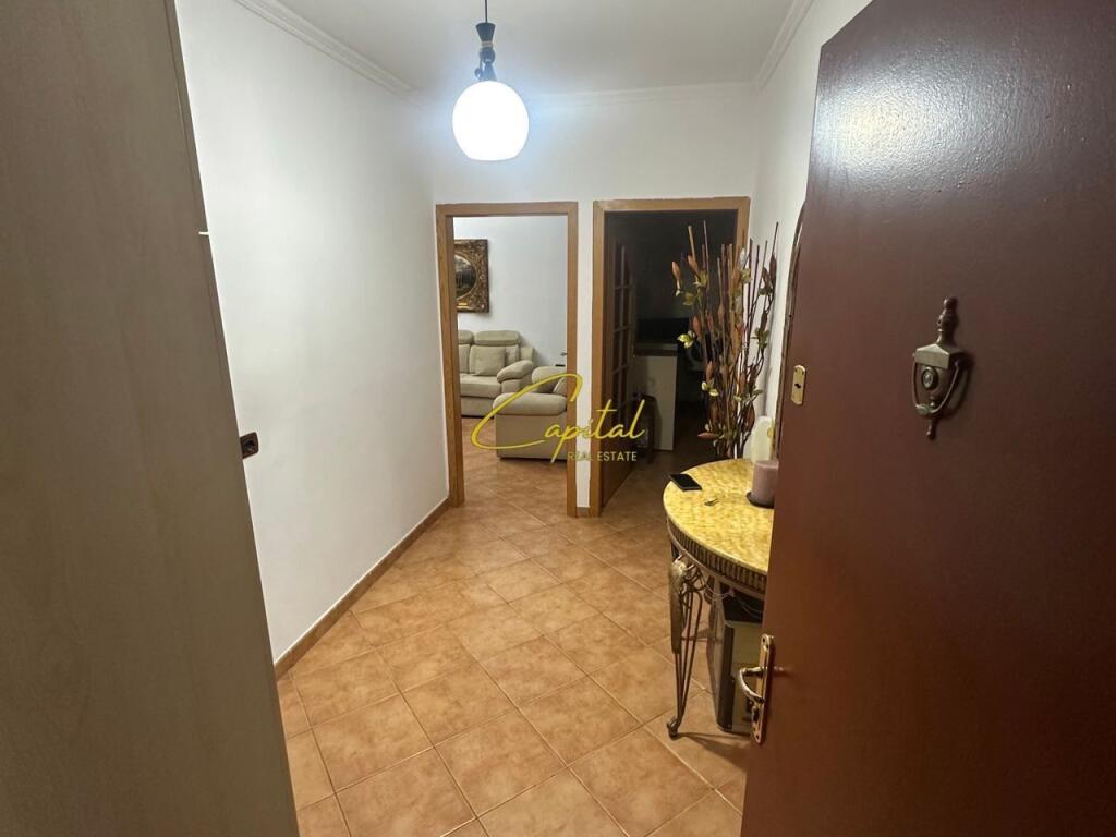 APARTAMENT ME QIRA 1+1 OXHAKU 40.000 LEKE