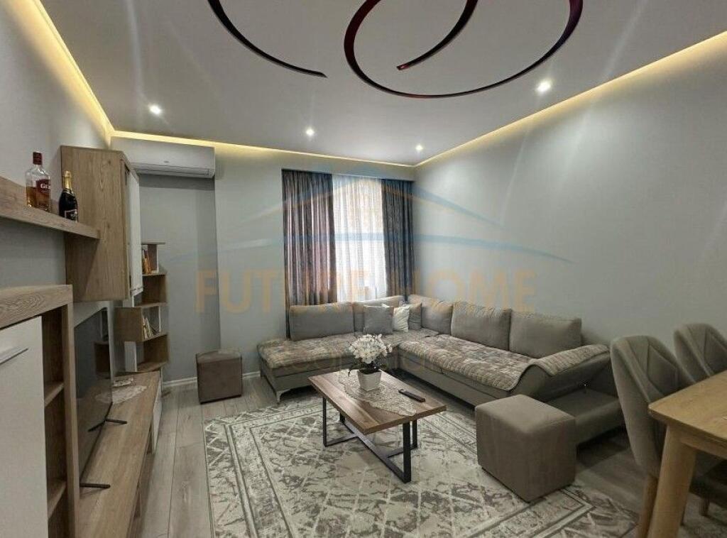 Qera, Apartament 2+1+2+Post Parkimi , Yzberisht