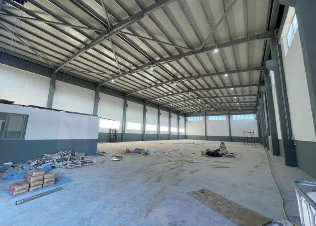 📌 Jepet me qira Kapanon Industrial në Vorë