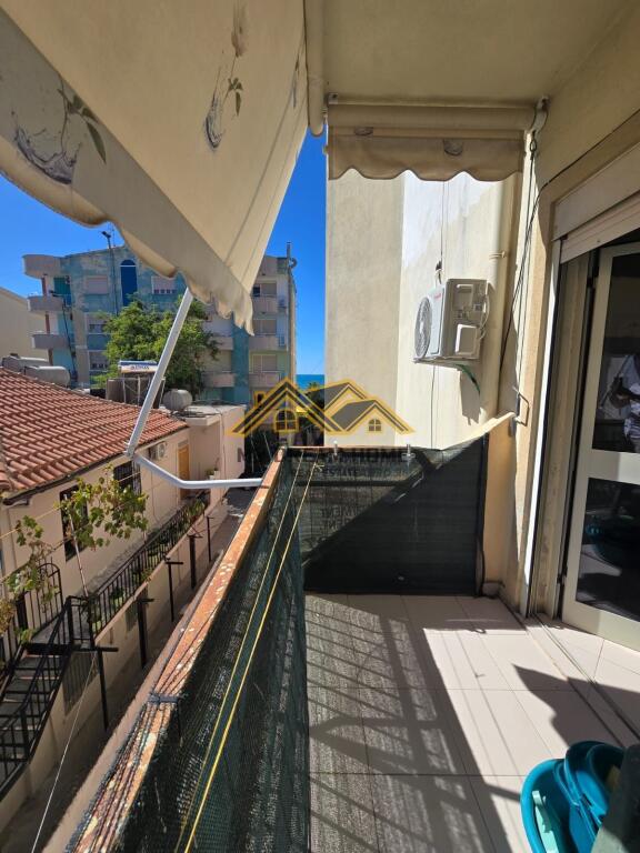 JEPET ME QERA APARTAMENT 1+1 ME PAMJE DETIN NE PLAZH HEKURUDHA!