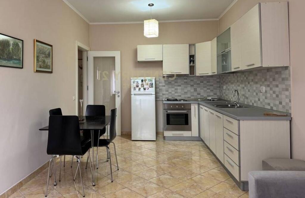 Apartament 1+1 për qira në Don Bosko
