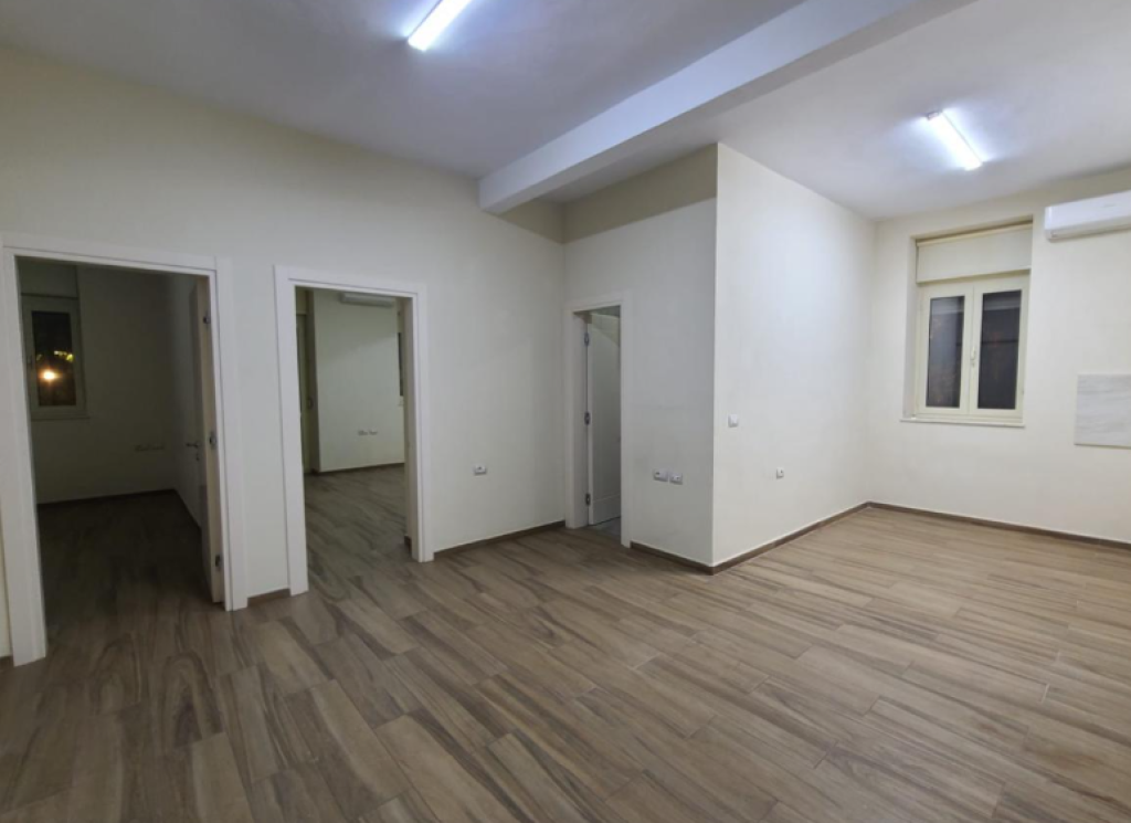 🏢 2+1 për Zyra / Biznes – Bulevardi Zogu i Parë