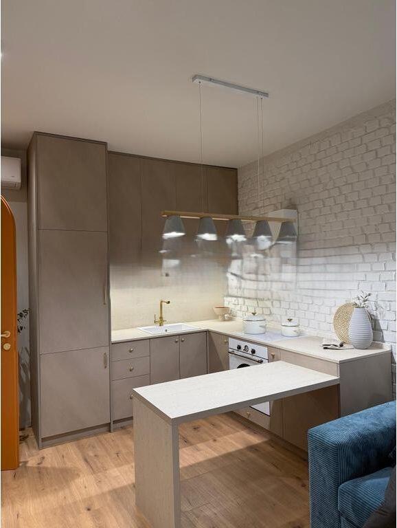 Appartamento 2+1 in Affitto a Myslym Shyr! 930 € /Mese