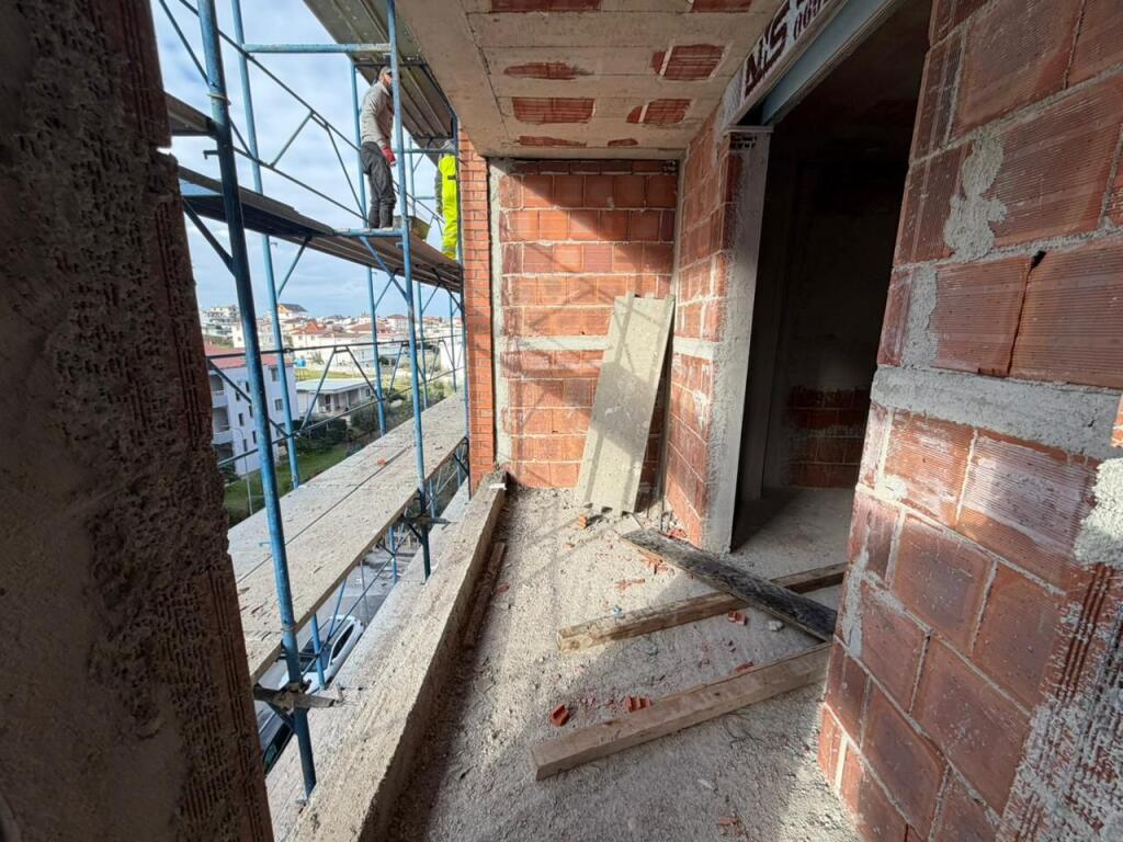 OCCASION APARTMENT 2+1 NEAR RING SIDE PASKUQAN !