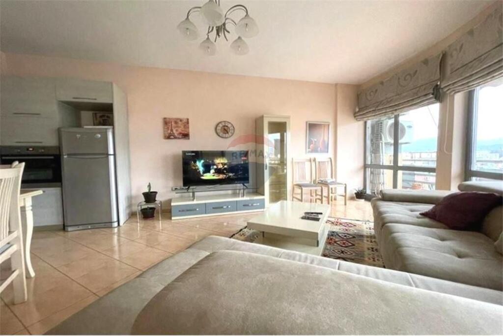 Apartament 2+1+ garazhd tek Zogu i zi