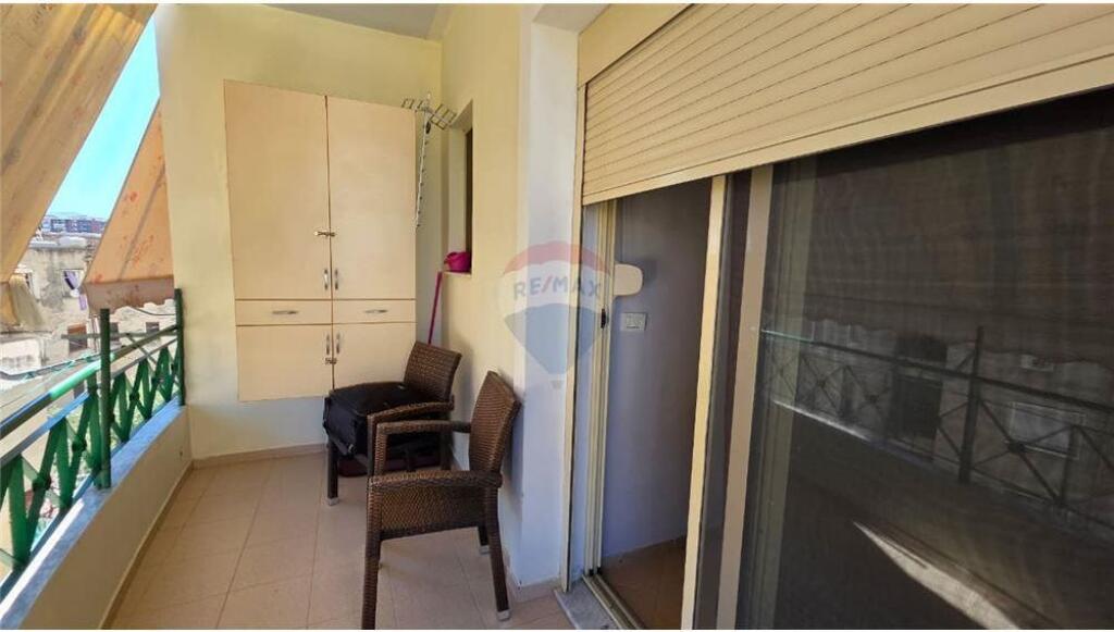 🏠 Apartament 2+1 – Për Shitje 📍 Rruga Onufri, pranë Kishës Ortodokse, Vlorë