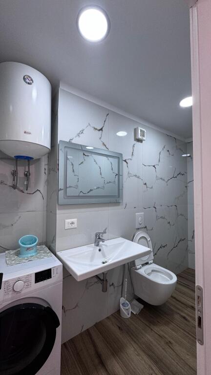 OKAZION Shitet apartament 2+1