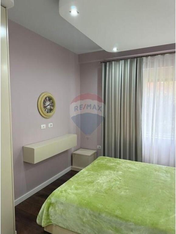 Jepet me Qira Apartament 1+1+Parkim Liqeni i thate