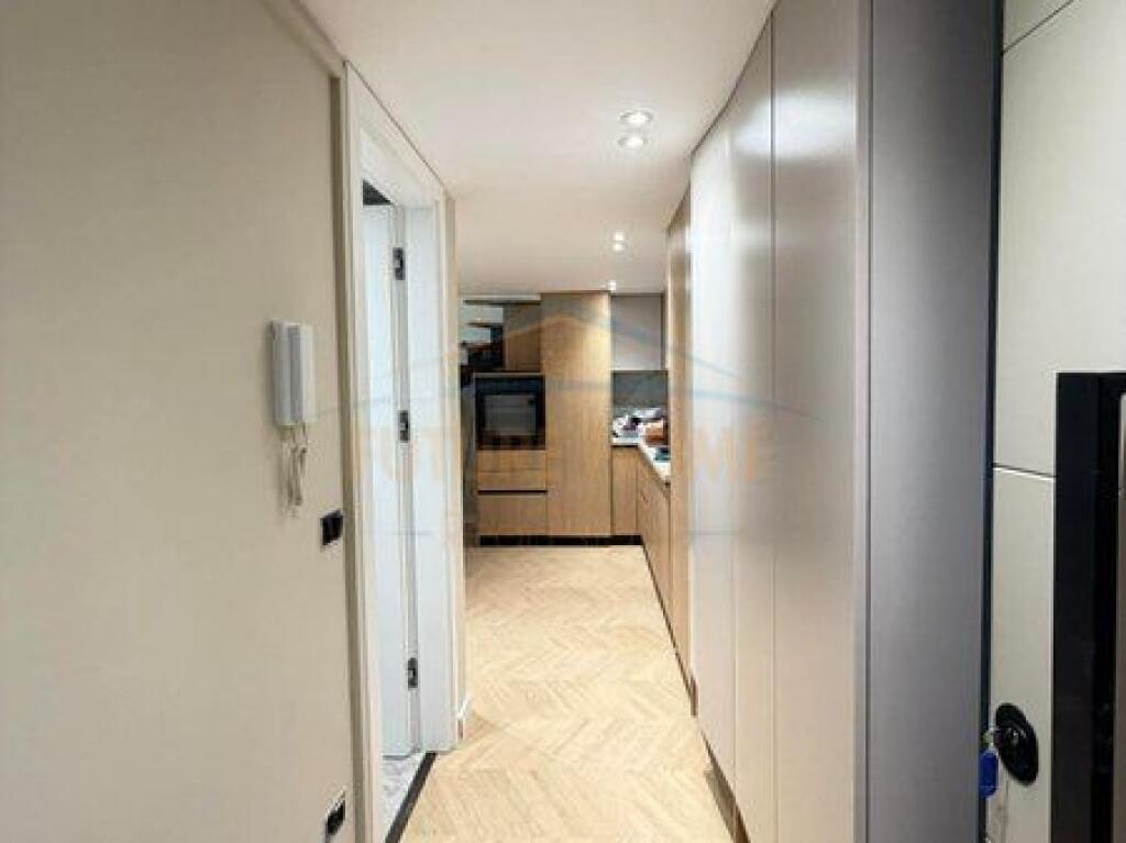 For sale, Duplex + Parking Spot, Golden Park