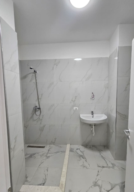 🏢 Zyre – Zogu i Zi