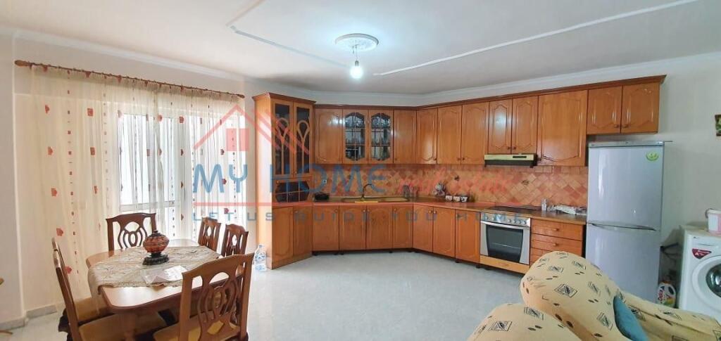 Apartament 2+1 me qera Rruga Dritan Hoxha ne Tirane