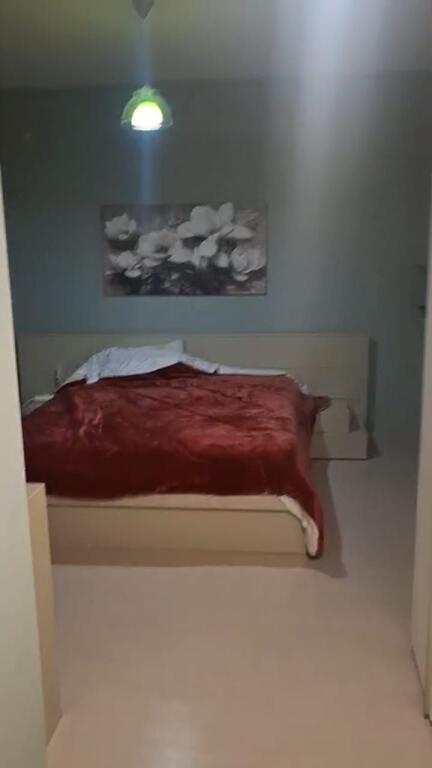 Apartament 2+1, Cabej!