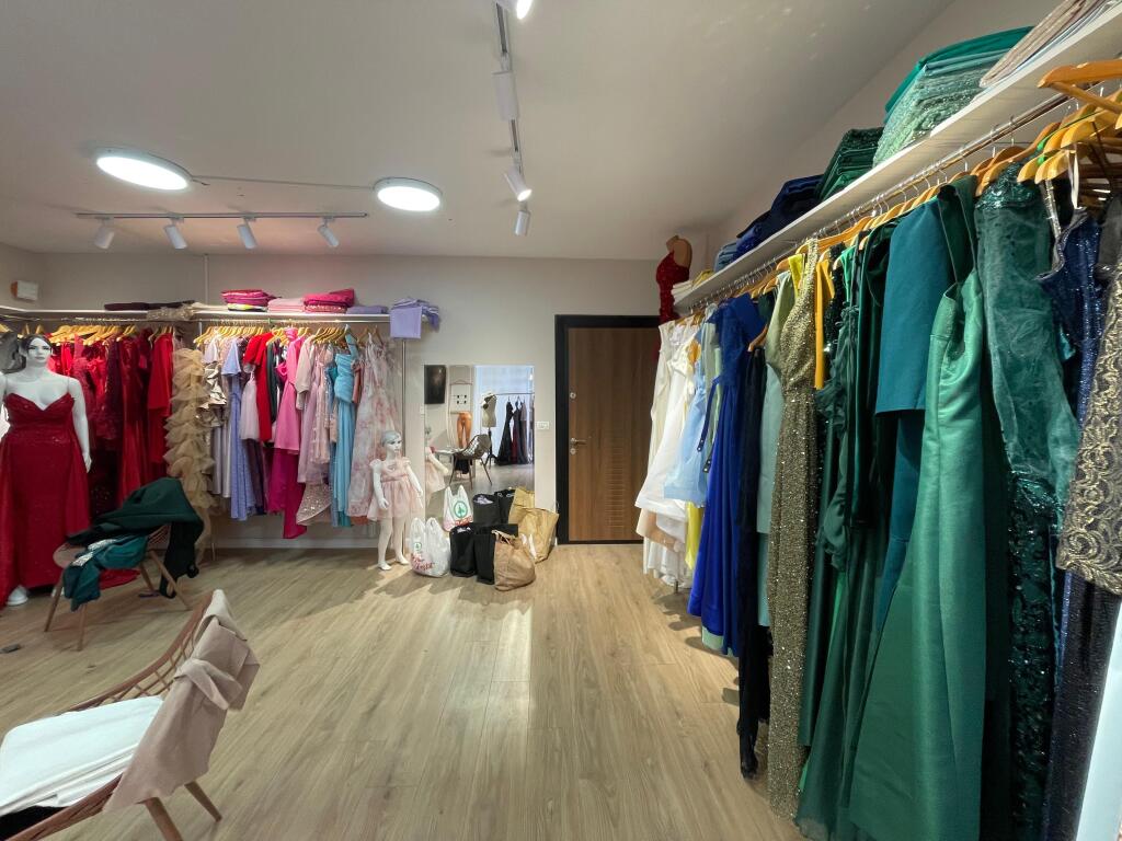 Business Premises for Rent at Tom Doshi Complex