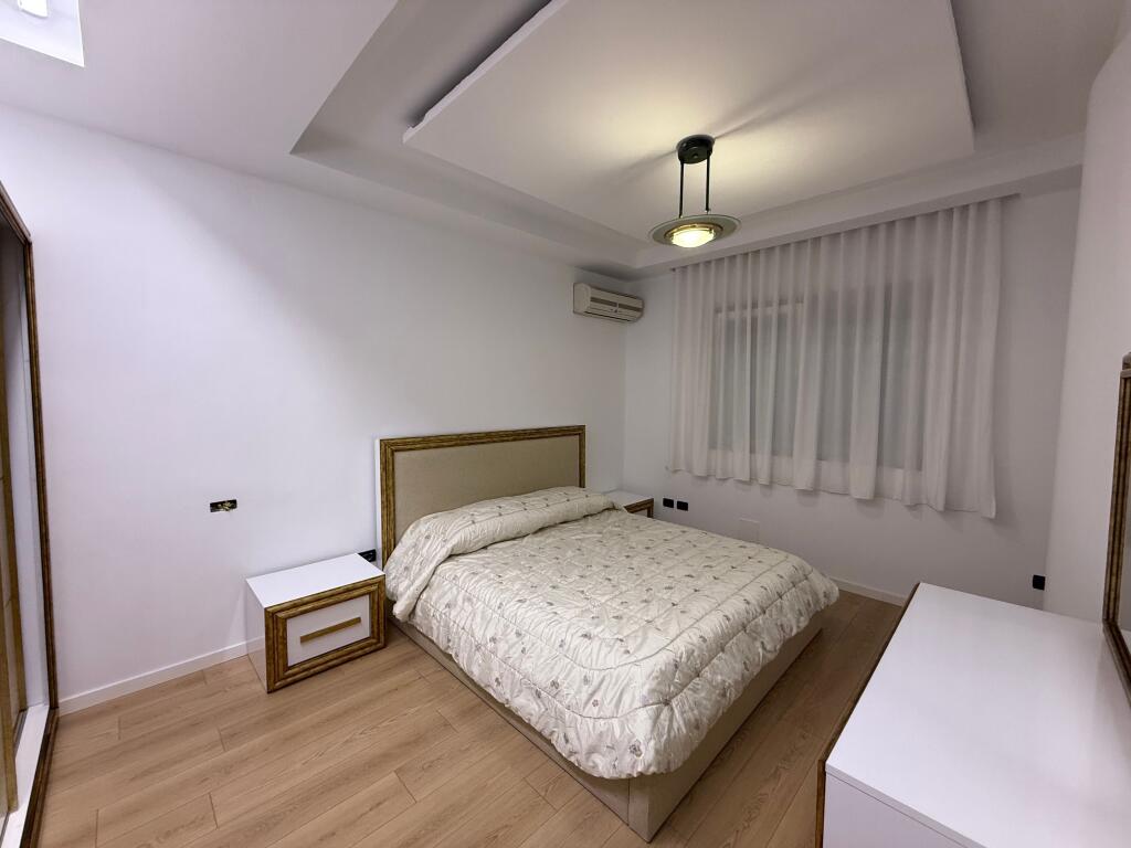 Apartament 2+1 me qira tek Vilat Amerikane, Rruga e Elbasanit