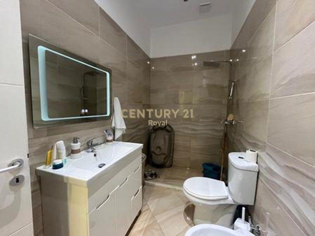 SHITET APARTAMENT 1+ 1 NE FRESK, ME PAMJE TE LIRE NGA MALI I DAJTIT