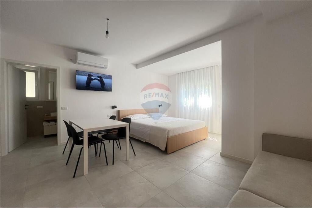 🏡 Garsoniere – Për Qira | Sulejman Delvina, Vlorë