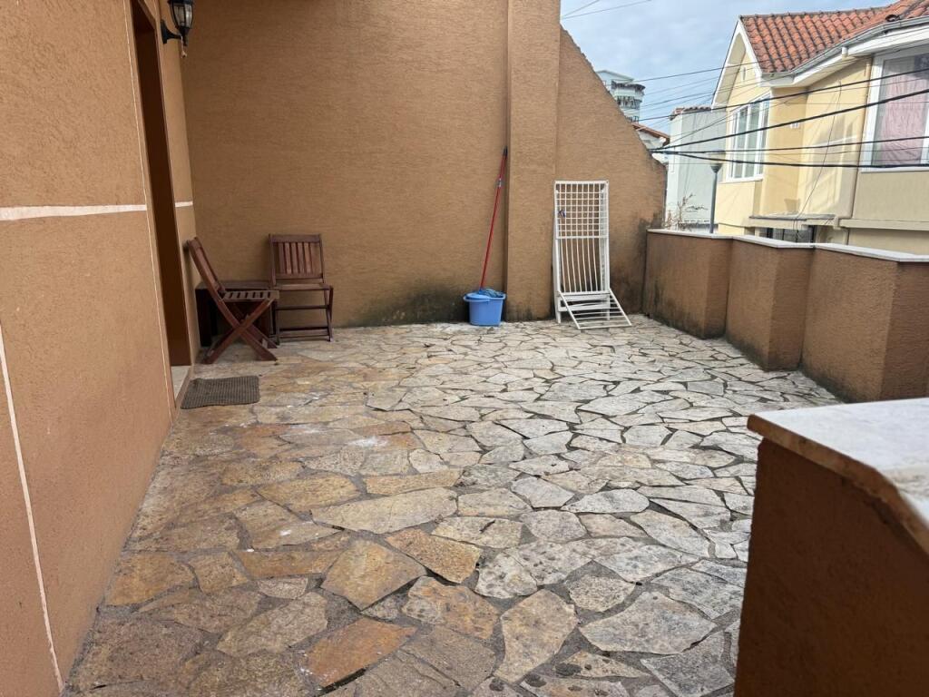 Jepet shtepi me qera Vile 1-kateshe Kompleksi Grand