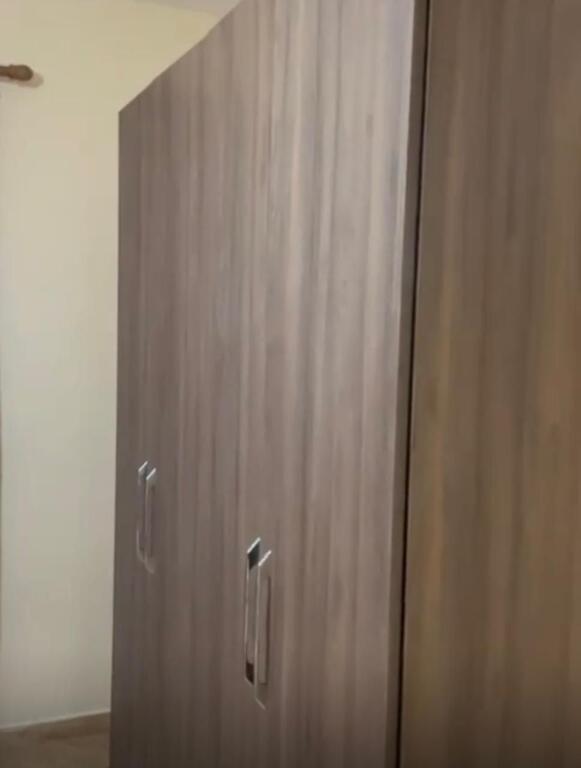 Jepet Me Qera Apartament 2+1+2 Tualete +1 Ballkon