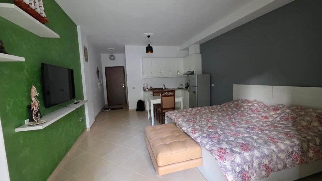 Studio për Shitje në Zonë Elitare pranë Marina Bay – Vlorë