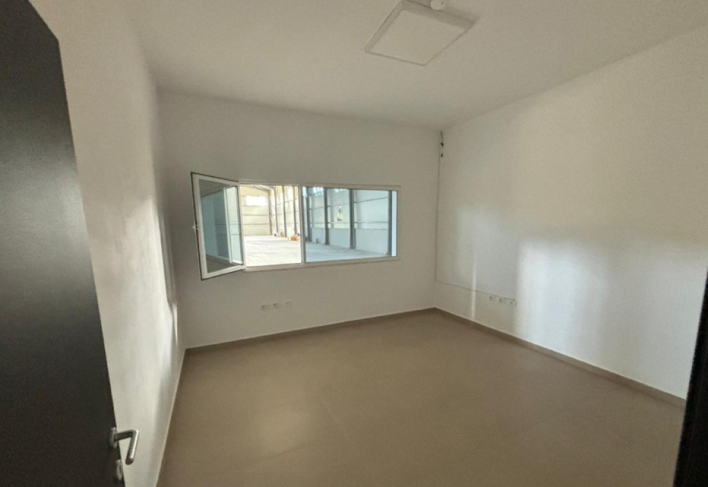 🏭 Vlorë – Kapanon Industrial në Vore