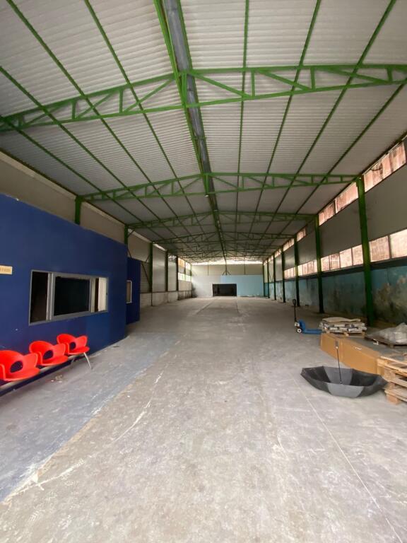 Warehouse 700m2 for rent