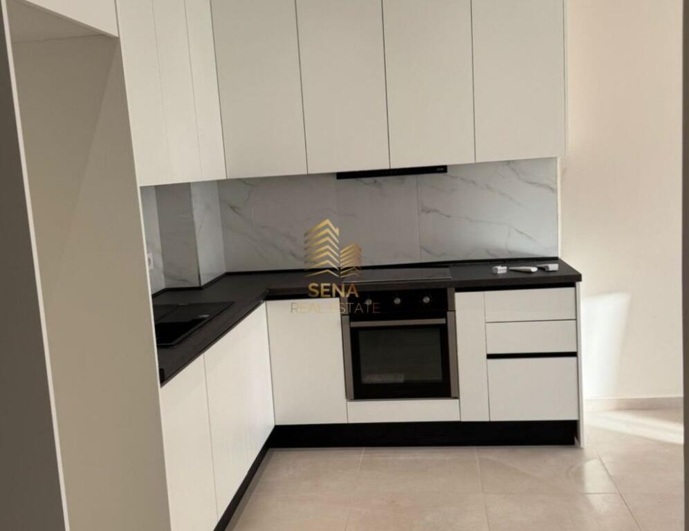 Qira, Apartament ,1+1+Post Parkimi, 5 Maji, 500 Euro/muaj