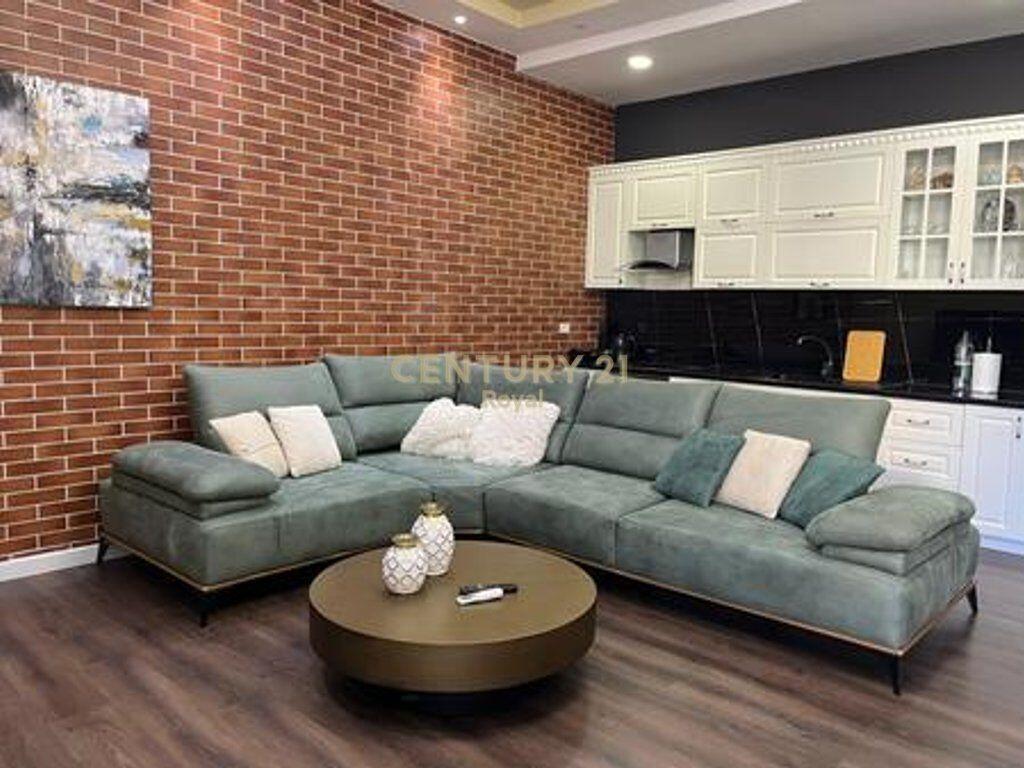 SHITET APARTAMENT 1+ 1 NE FRESK, ME PAMJE TE LIRE NGA MALI I DAJTIT 129,000 € Sip. Totale  170m2