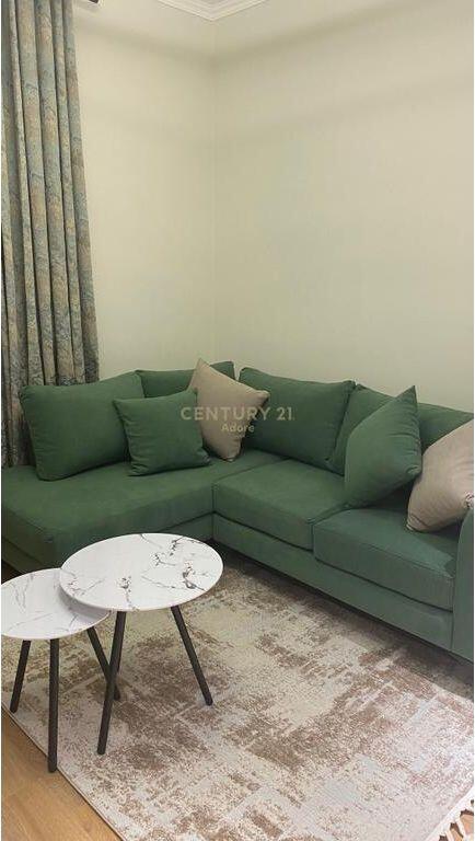 APARTAMENT 1+1 ME QIRA TE SHKOLLA KUQE