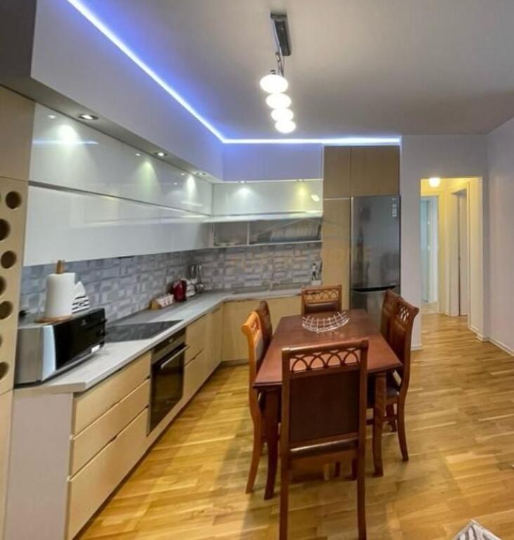 Rent – Apartment 2+1+2, Botanical Garden, Tirana