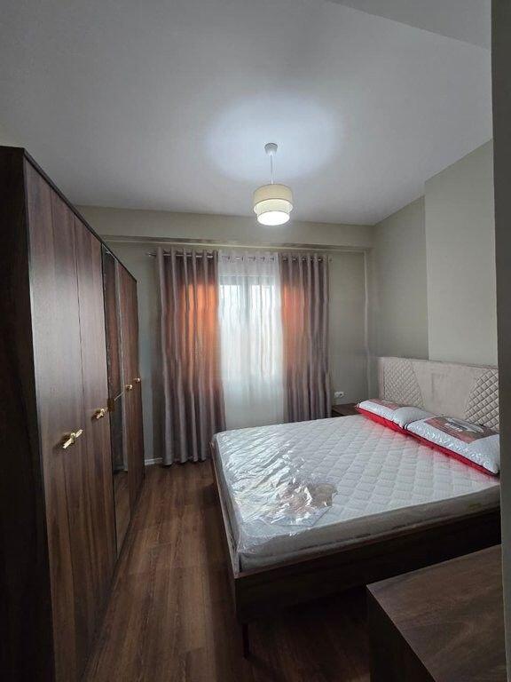 Appartamento 1+1+ 1 Posto Auto ad Astir 600 € /Mese