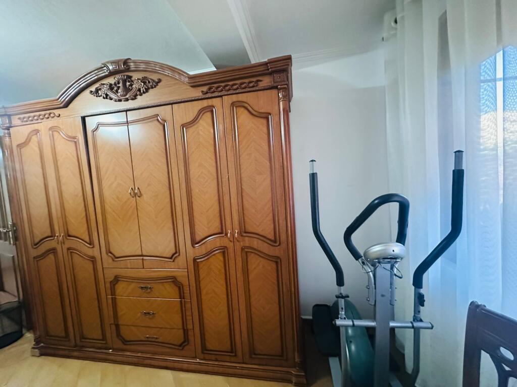 Jepet Me Qera Apartament 2+1+1 Ballkon