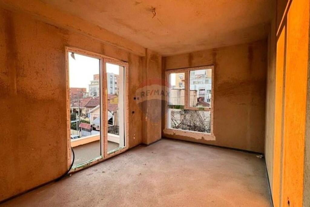 Apartament 2+1 per shitje, rr. Ali Demi!