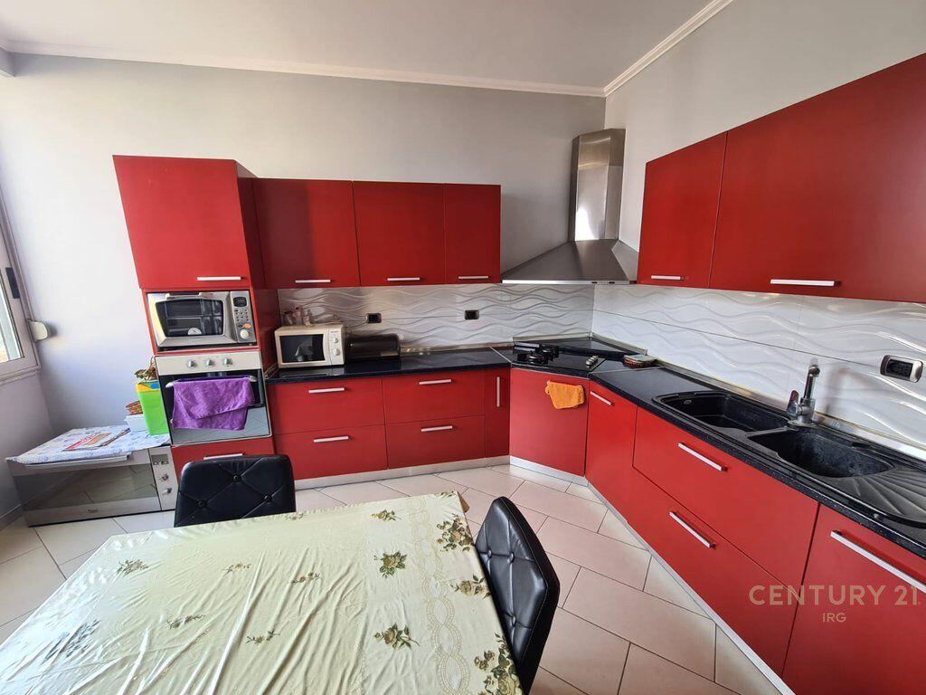 APARTAMENT 2+1 TEK KOMPLEKSI HALILI PER SHITJE