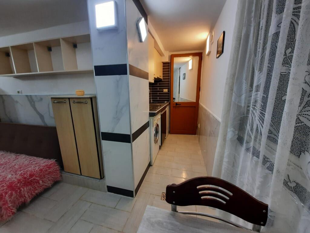 Jepet me qira Garsoniere – Rr. 5 Maji