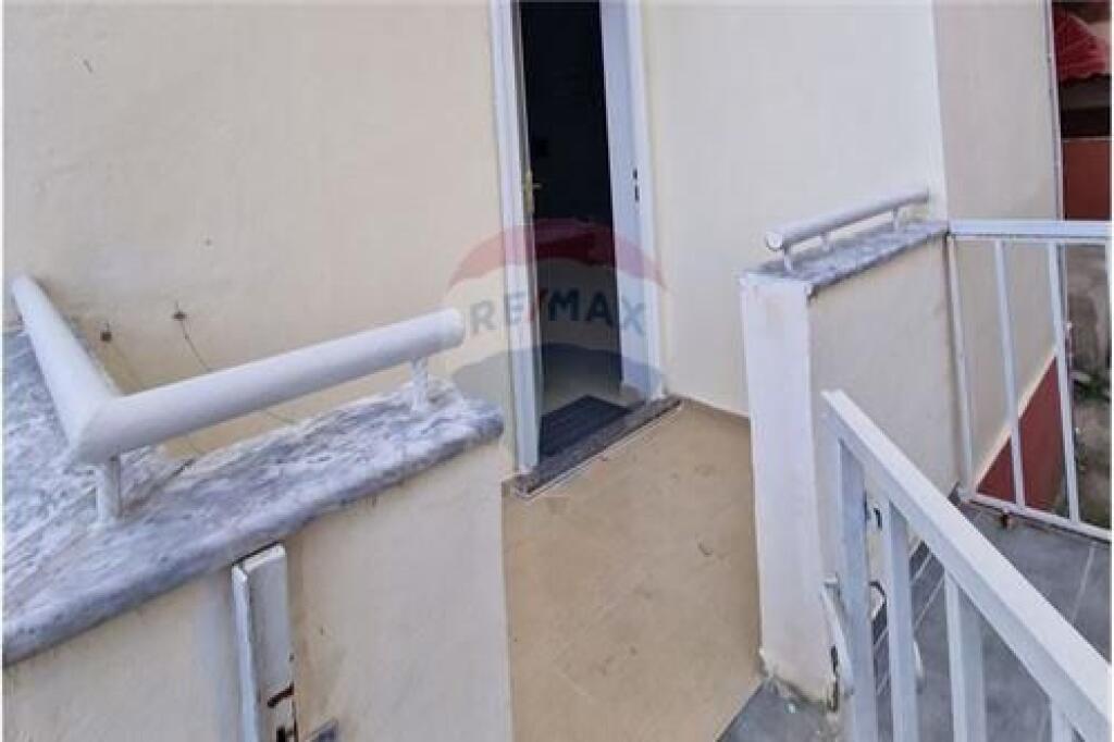 🏠 Garsoniere për Qira – Lungo Mare, Vlorë