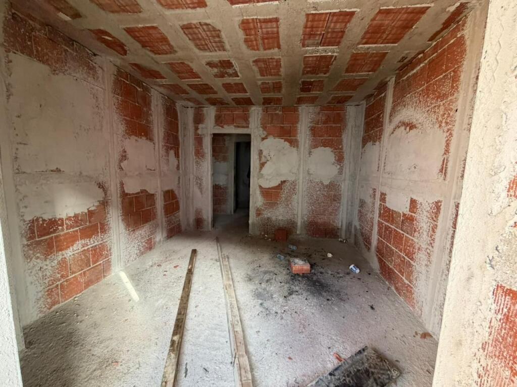 OCCASION APARTMENT 2+1 NEAR RING SIDE PASKUQAN !