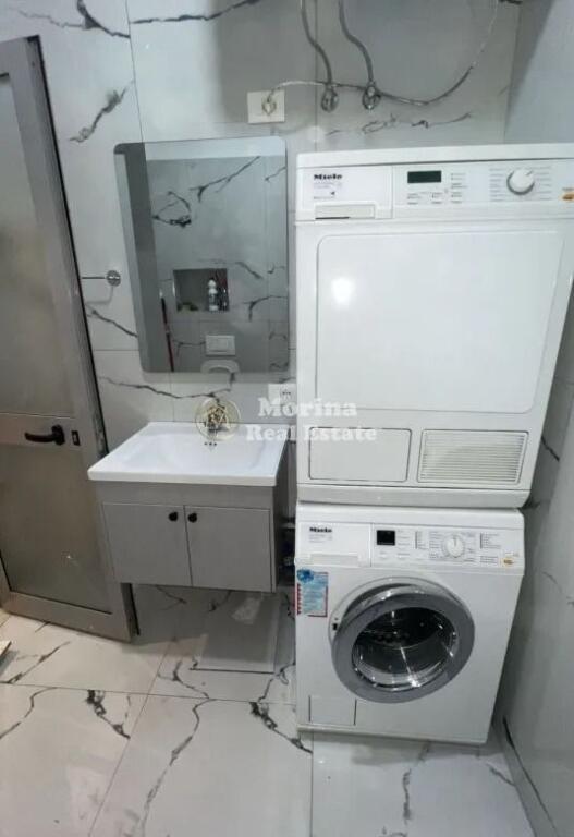 Affitto | Monolocale | Centro — Via delle Barricate | 650 €/mese