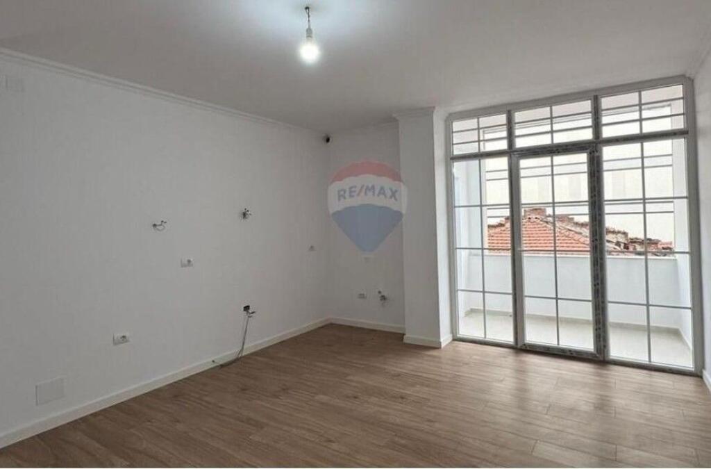 Apartament - Për Shitje - Rruga e Bogdanëve, Tiranë(ID: 530471001-367)