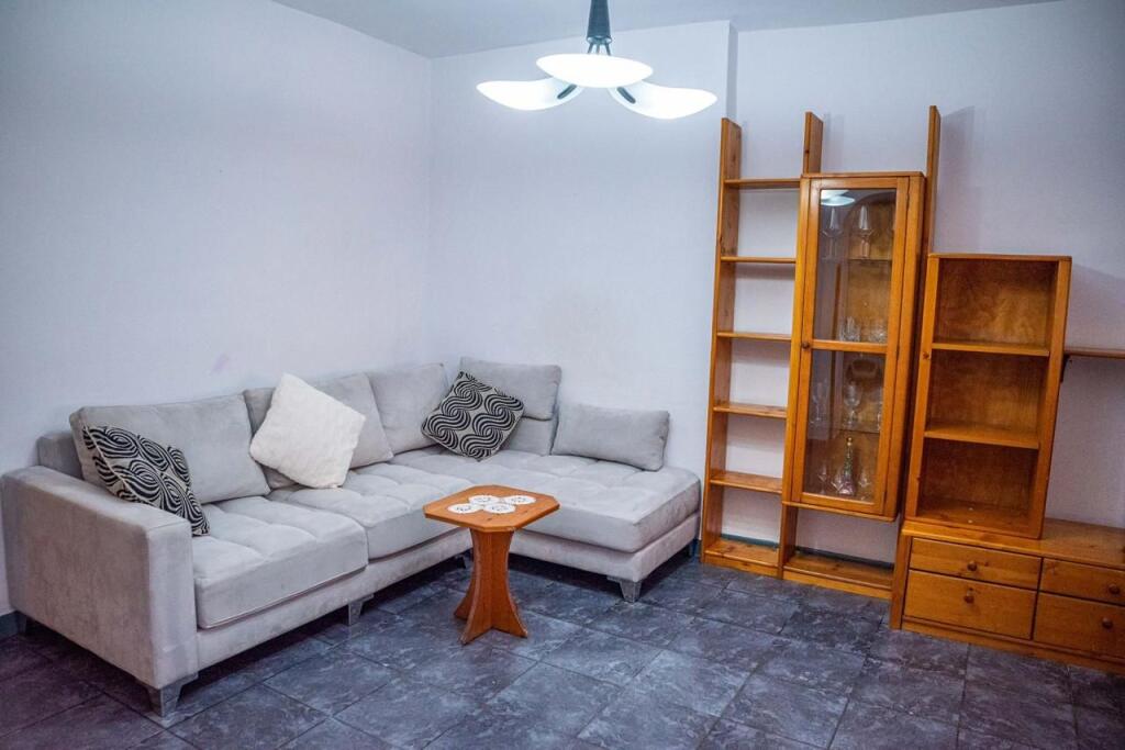 3+1 apartment for rent, near Ismail Qemali school, Tirana