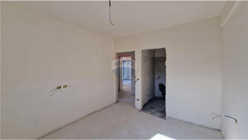 🏢 Apartament 2+1+2 – Për Shitje | Transballkanike, Vlorë