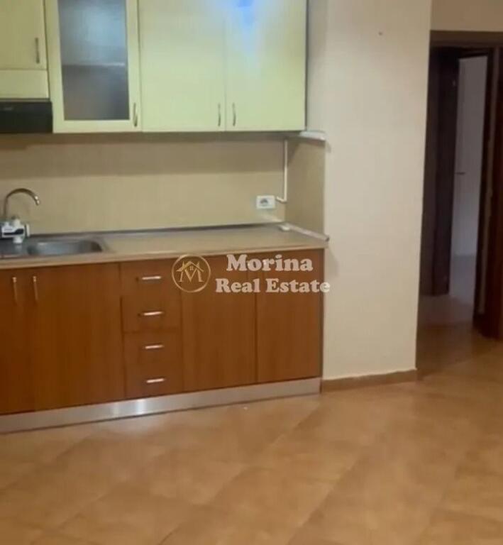 Qera | Apartament 1 + 1 | Blloku | 800 €/muaj