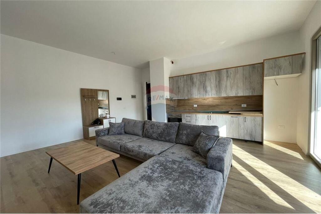 Apartament 1+1 per qira tek Kompleksi Delijorgji